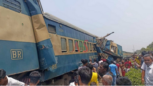 রেলে প্রায়ই ঘটছে ভয়াবহ দুর্ঘটনা ও লাইনচু্যতি